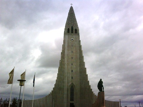 La Hallgrímskirkja che sovrasta Reykjavik